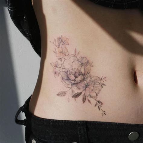 tattoo en el abdomen|TATUAJES EN EL ABDOMEN【50 ideas para inspirarte AQUÍ